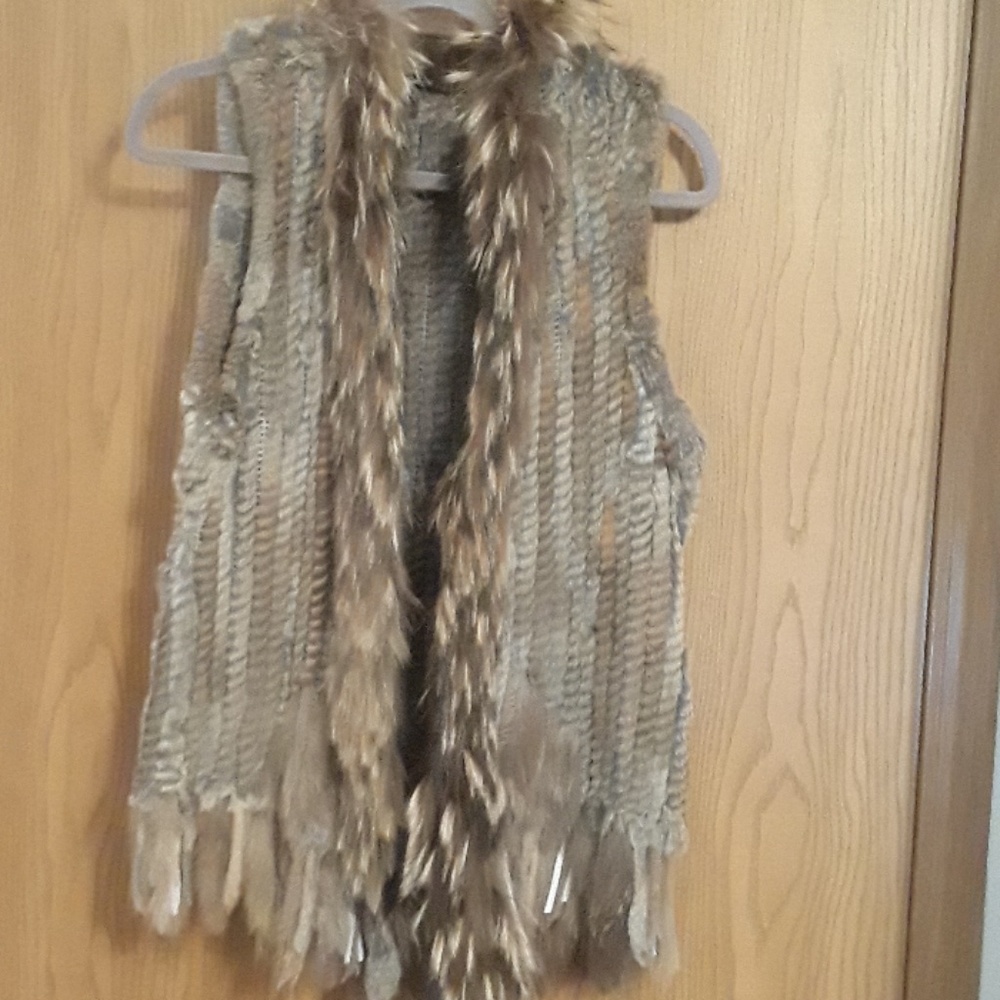 Fur vest